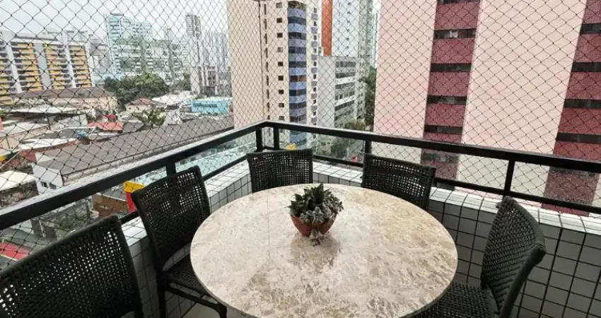 Edificio saint louis, rua do futuro, 18 andares, 02 por andar, construido em 2001