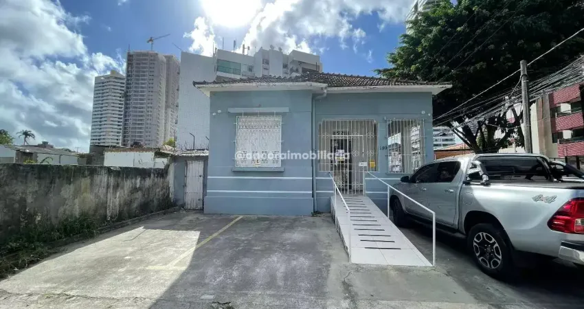 Casa comercial com 9 salas para alugar na Rua Pessoa de Melo, 190, Madalena, Recife