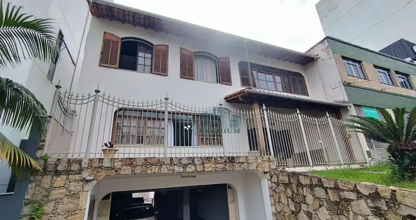 Casa com 4 quartos à venda na Avenida Barão do Rio Branco, 76, Centro, Juiz de Fora