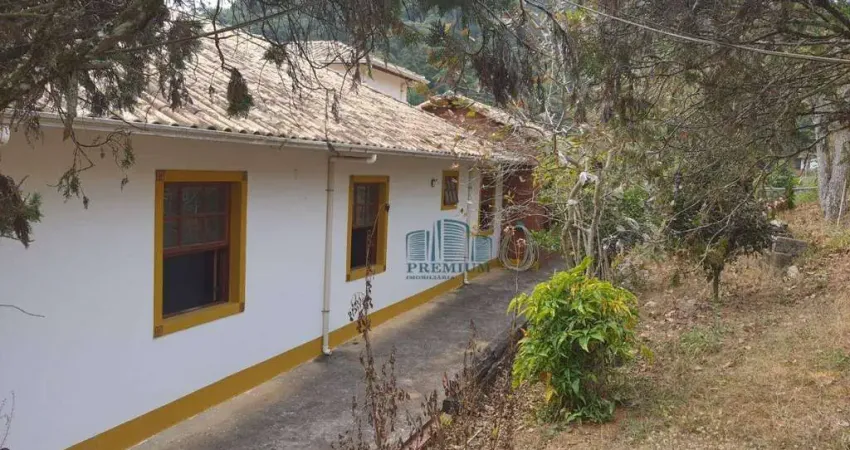 Casa com 3 quartos à venda na Rua Julita Teixeira Gracioso, 405, Recanto dos Lagos, Juiz de Fora