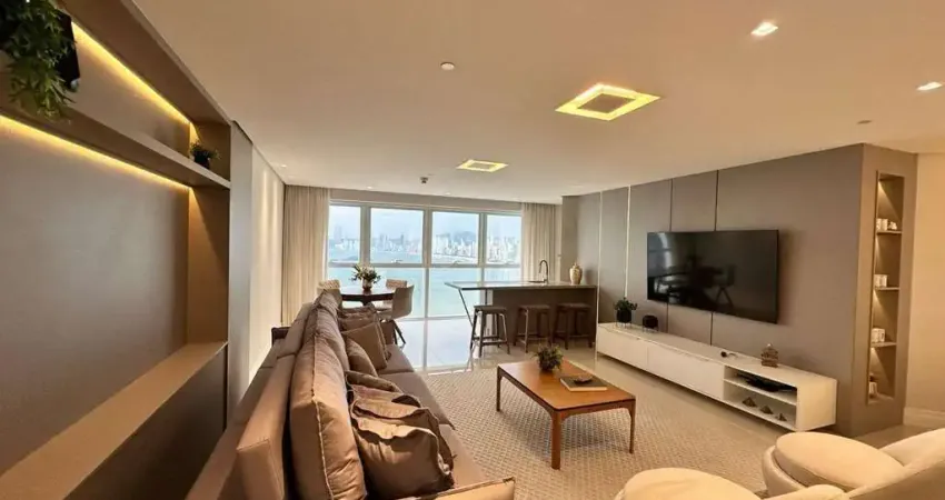 Apartamento com 3 quartos para alugar na Rua Julieta Lins, 82, Pioneiros, Balneário Camboriú