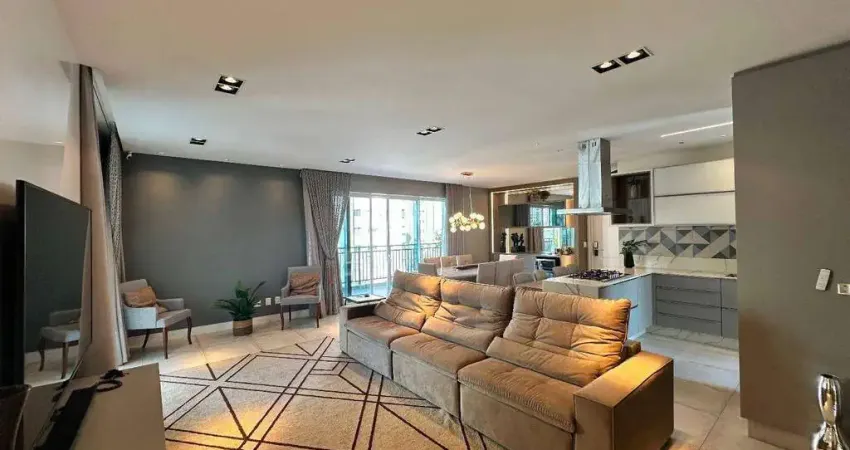 Apartamento com 3 quartos para alugar na Rua 2400, Centro, Balneário Camboriú