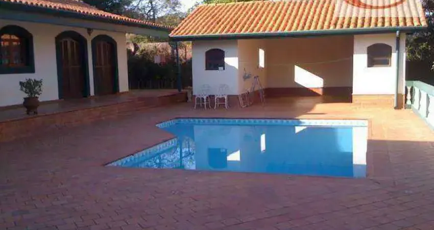 Casa com 4 dormitórios à venda, 1400 m² por R$ 2.800.000,00 - Recanto Amapola - Bragança Paulista/SP