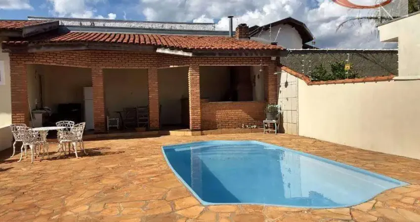 Casa com 4 dormitórios à venda, 254 m² por R$ 900.000,00 - Bela Vista - Brotas/SP