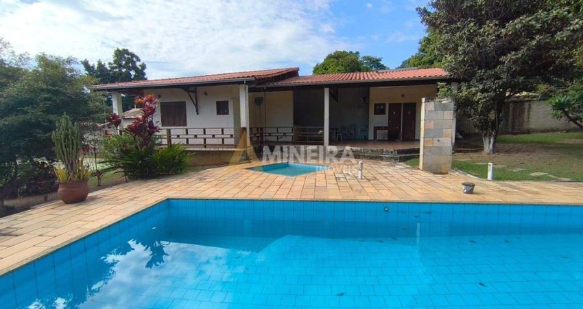 Casa 5 quartos, 3 suítes, piscina, área verde - 3.000mt² - Cond. Vale do Ouro