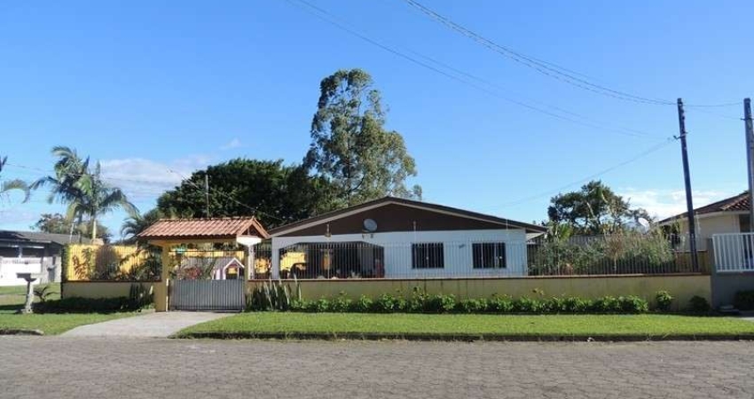Casa com 4 quartos à venda na RUA TOMAZINA, 800 ESQUINA COM TRAVESSA MARUMBI, 800, Figueira, Guaratuba