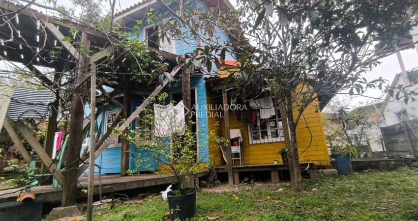 Casa com 3 quartos à venda na Maria Clara de Jesus, 511, São João do Rio Vermelho, Florianópolis