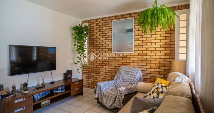Casa com 3 quartos à venda na Jardim Giselle, 84, Cachoeira do Bom Jesus, Florianópolis