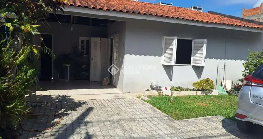 Casa com 3 quartos à venda na Tropicanas, 15, São João do Rio Vermelho, Florianópolis