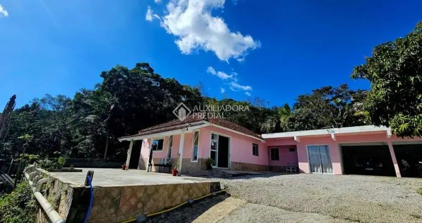 Casa com 3 quartos à venda na Estrada Anarolina Silveira Santos, 776, Vargem do Bom Jesus, Florianópolis