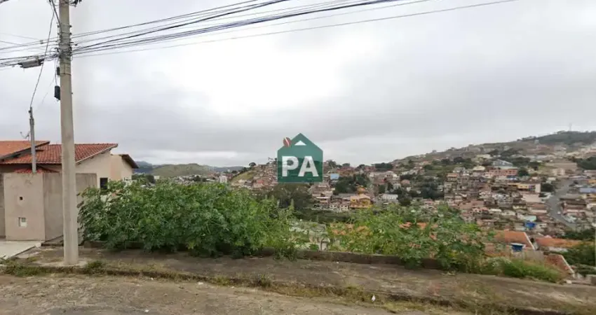 Terreno à venda no Jardim Vitória, Poços de Caldas 