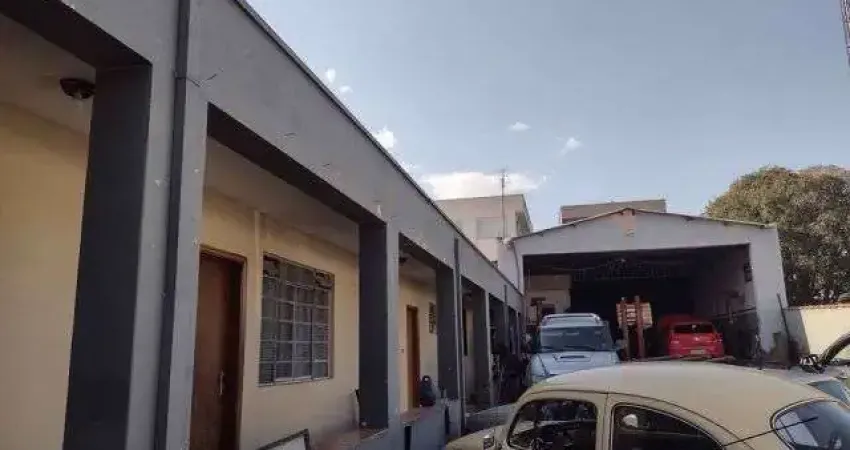 Casa com 3 quartos à venda na Rua Rui Barbosa, Centro, Salto