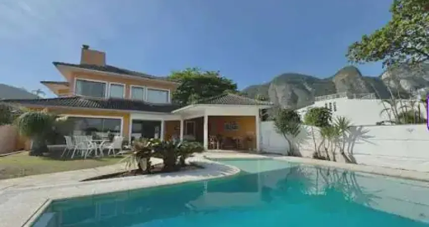 Oportunidade Mansão frente mar com 7 quartos à venda, 700 m² por R$ 5.500.000 - Itacoatiara - Niterói/RJ