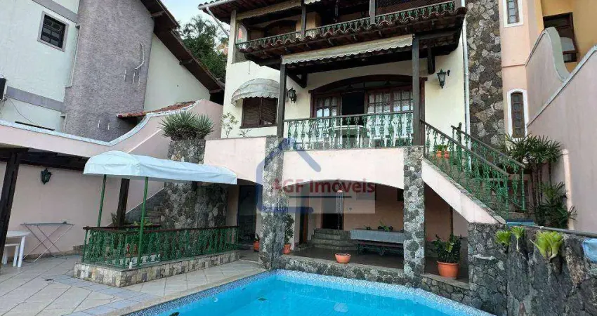 Casa com 5 dormitórios à venda, 495 m² por R$ 1.690.000,00 - Camboinhas - Niterói/RJ