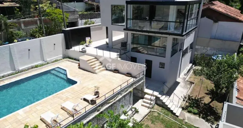 Casa com 4 quartos à venda em Itacoatiara, Niterói
