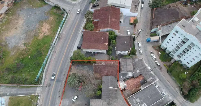 Terreno à venda, 905 m² por R$ 2.500.000,00 - Bom Retiro - Blumenau/SC