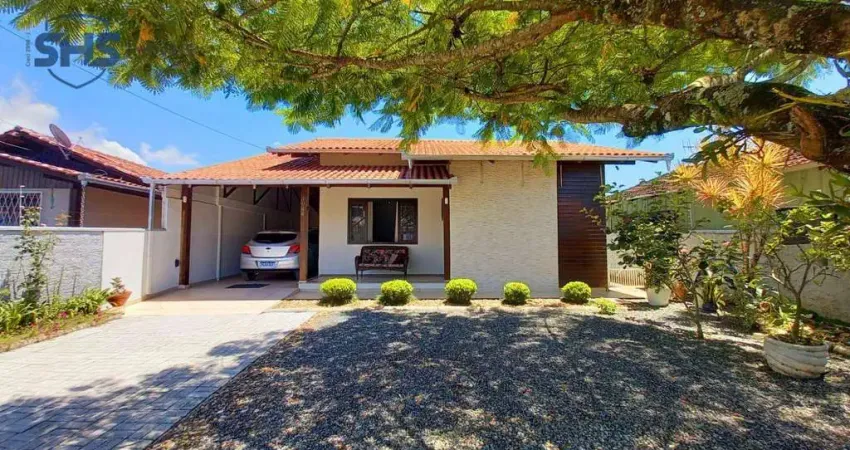 Casa com 4 dormitórios à venda, 170 m² por R$ 990.000,00 - Itacolomi - Balneário Piçarras/SC