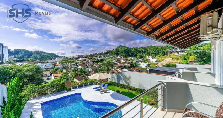 Casa com 3 dormitórios à venda, 283 m² por R$ 1.950.000,00 - Água Verde - Blumenau/SC