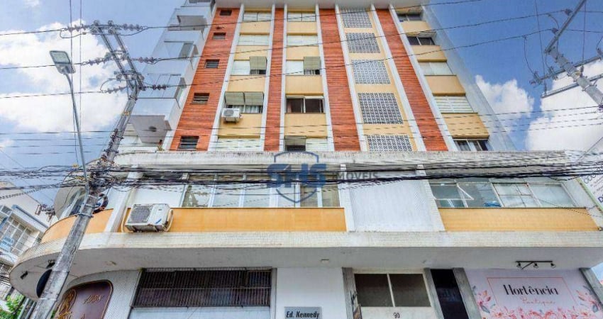 Apartamento com 1 dormitório para alugar, 31 m² por R$ 1.920,00/mês - Centro - Blumenau/SC