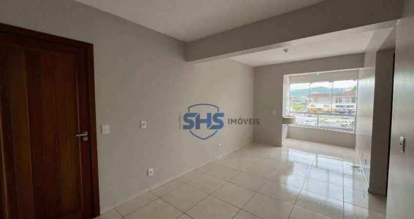 Apartamento com 2 dormitórios para alugar, 55 m² por R$ 2.360,00/mês - Itoupava Norte - Blumenau/SC