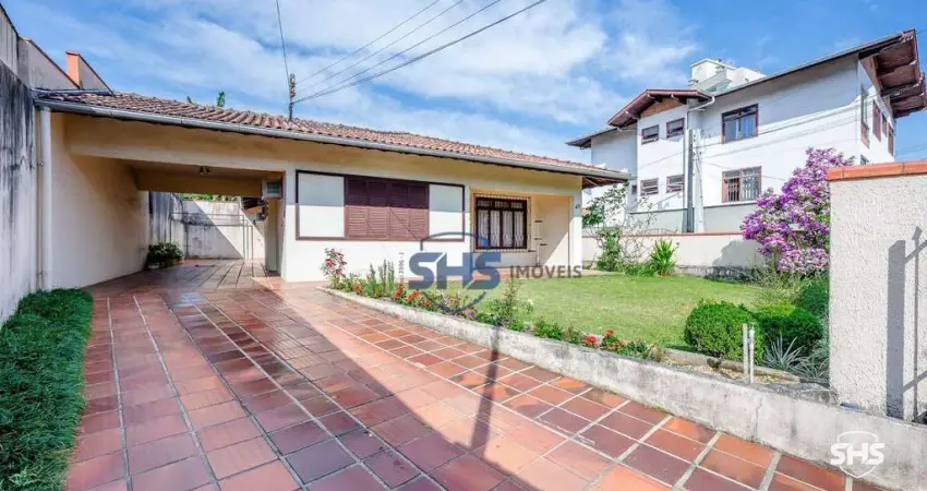 Casa com 3 dormitórios à venda, 192 m² por R$ 890.000,00 - Escola Agrícola - Blumenau/SC