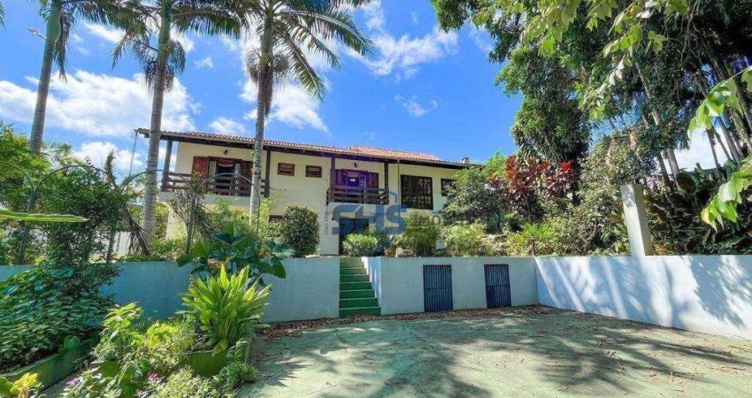 Casa com 4 dormitórios à venda, 355 m² por R$ 1.400.000,00 - Fortaleza - Blumenau/SC