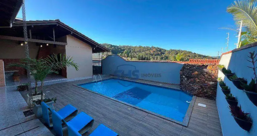 Casa com 3 dormitórios para alugar, 200 m² por R$ 4.300,00/mês - Velha Central - Blumenau/SC