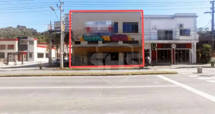 Prédio comercial centro de blumenau frente para rua 7 de setembro