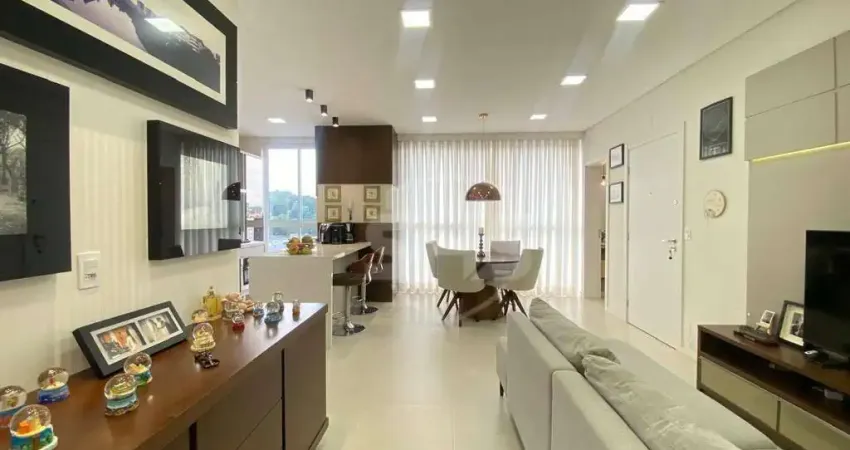 Apartamento com 2 dormitórios à venda, 75 m² por R$ 730.000,00 - Velha - Blumenau/SC