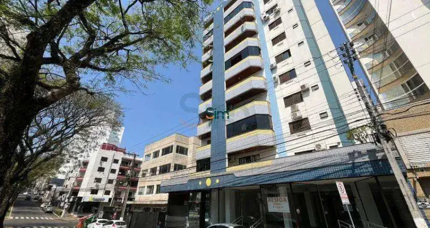 Apartamento com 3 quartos para alugar na Avenida Nereu Ramos  E, Centro, Chapecó