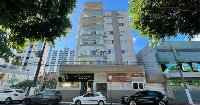 Apartamento com 4 quartos para alugar na Rua Clevelândia  E, Centro, Chapecó