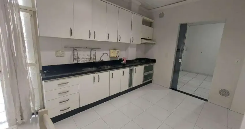 Casa com 3 quartos para alugar na Avenida Senador Attilio Francisco Xavier Fontana, Efapi, Chapecó