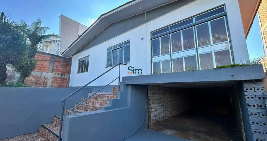 Casa com 3 quartos para alugar na Rua Achiles Tomazelli - E, Santa Maria, Chapecó