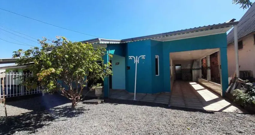 Casa com 3 quartos para alugar na Rua João Bao, Efapi, Chapecó