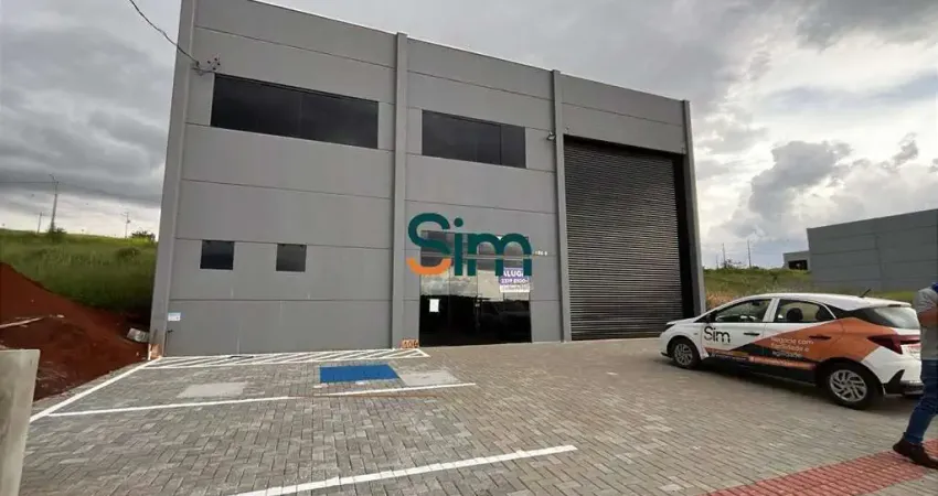 Barracão Comercial/Industrial para Alugar em Chapecó (Loteamento Parque Santa Catarina) – 360 m² de terreno, 210 m² interno