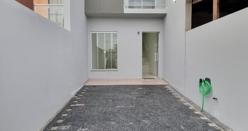 Casa com 2 quartos à venda no Paranaguamirim, Joinville 