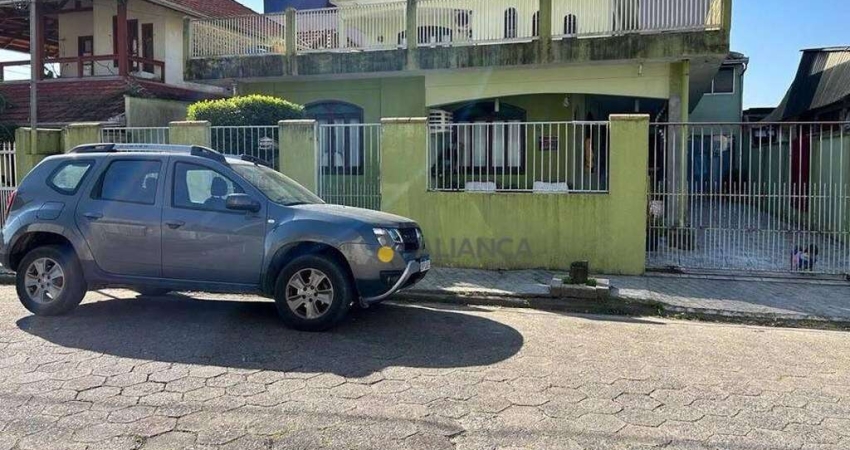 Casa Residencial à venda, Centro, Navegantes - CA0162.