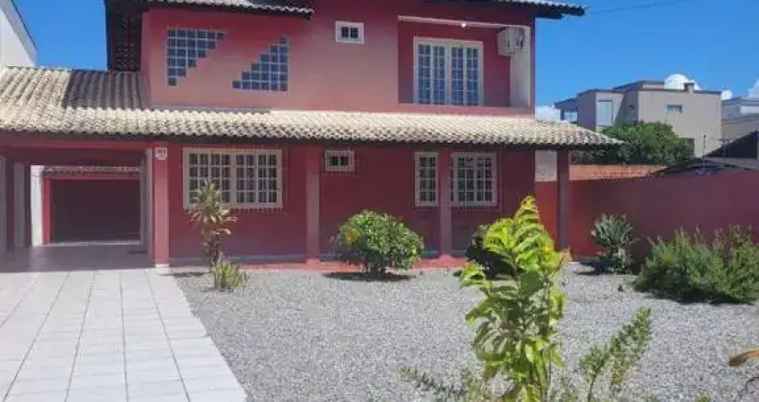 Casa com 2 dormitórios à venda, 200 m² por R$ 900.000 - São Domingos - Navegantes/SC