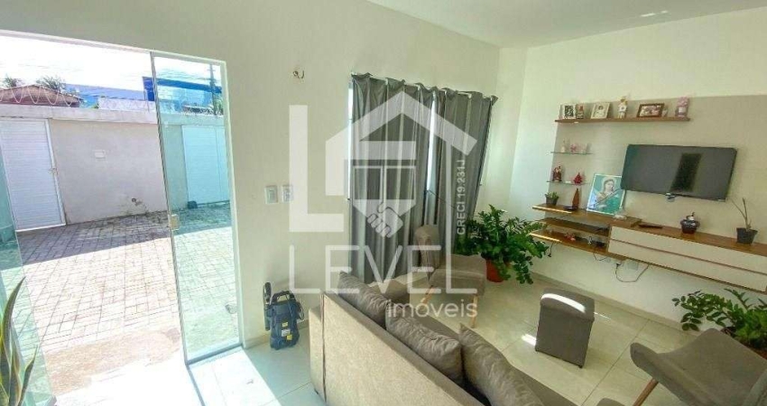 Casa com 3 dormitórios à venda, 145 m² por R$ 450.000 - Parques das Flores - Aquiraz/Ceará