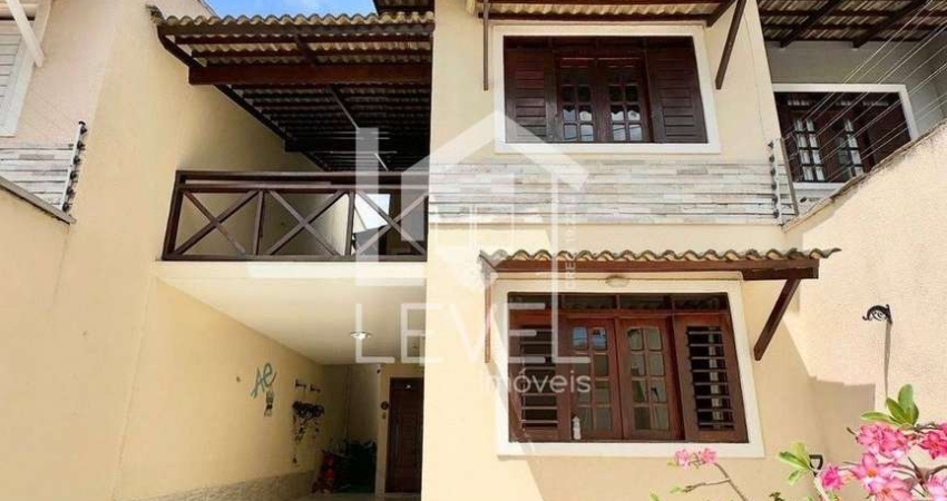 Casa com 4 quartos à venda no Centro, Eusébio 