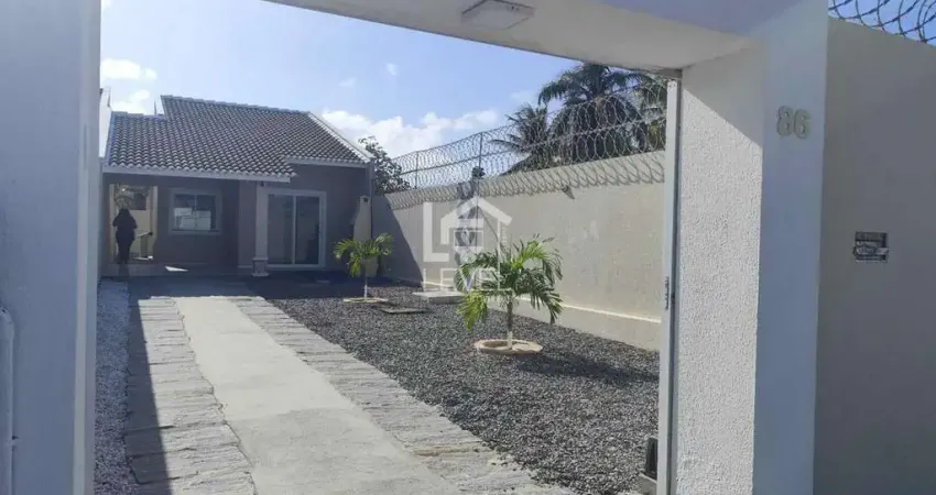 Casa com 2 quartos à venda na Rua do piau, 86, Centro, Aquiraz