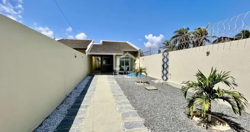 Casa com 2 quartos à venda na Rua do piau, 86, Centro, Aquiraz