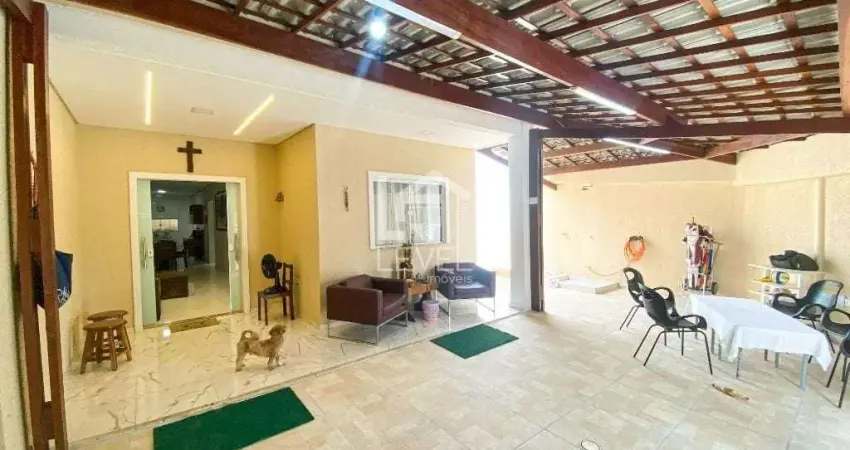 Casa com 3 quartos à venda no Centro, Aquiraz