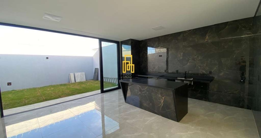 Casa para Venda em Uberlândia, Umuarama, 3 dormitórios, 3 suítes, 1 banheiro, 3 vagas