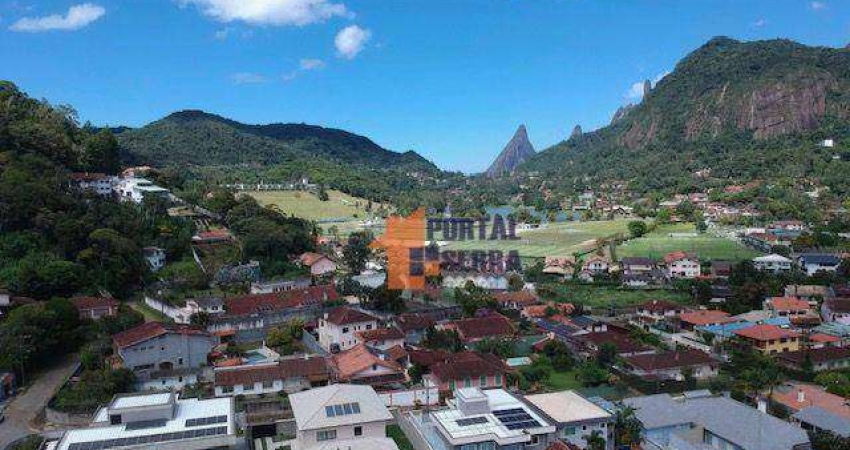 Casa com 3 quartos + Dependência+ Casa de caseiro à venda, 222 m² por R$ 1.200.000 - Caxangá - Teresópolis/RJ