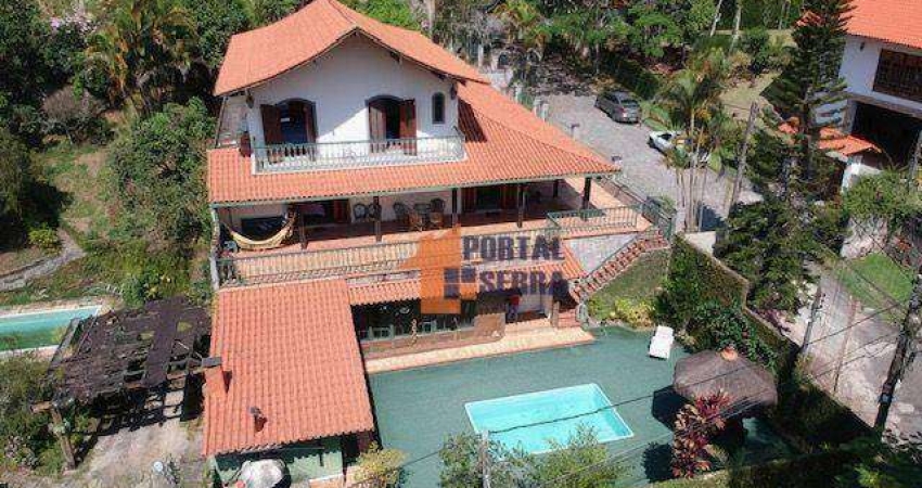 Casa com 4 quartos à venda, 263 m² por R$ 1.300.000 - Bom Retiro - Teresópolis/RJ