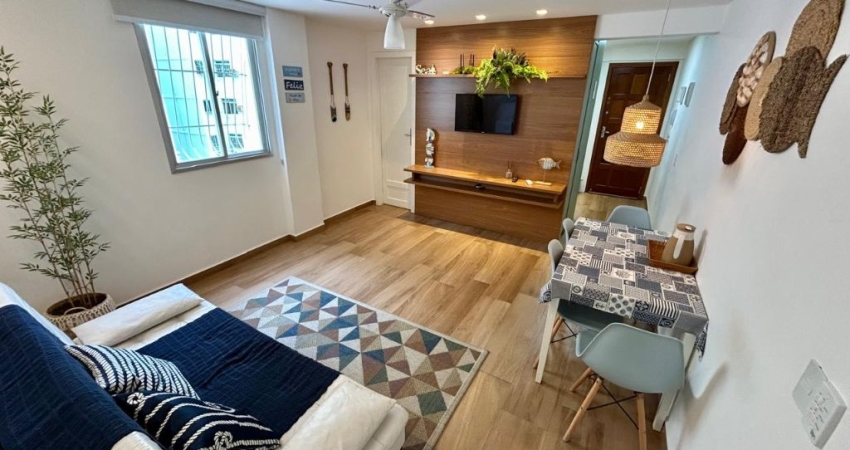 Apartamento Padrão - Apto. Quarto/sala Mobiliado, Decorado e Reformado no Centro - Guarapari - ES