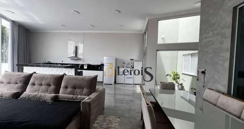 Casa com 3 dormitórios à venda, 233 m² por R$ 1.050.000,00 - Jardim Paulista III - Itu/SP