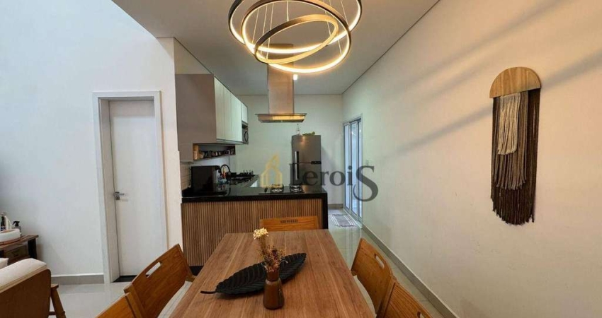 Casa com 3 dormitórios à venda, 108 m² por R$ 850.000,00 - Condomínio Jardim Guarujá - Salto/SP