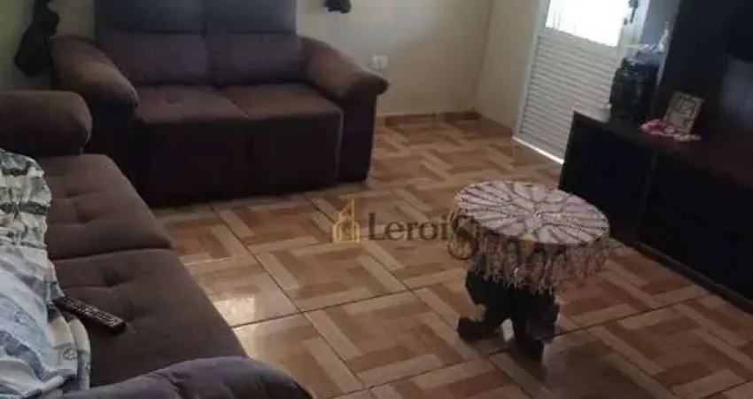 Chácara com 2 dormitórios à venda, 2000 m² por R$ 375.000,00 - Capuava - Mairinque/SP